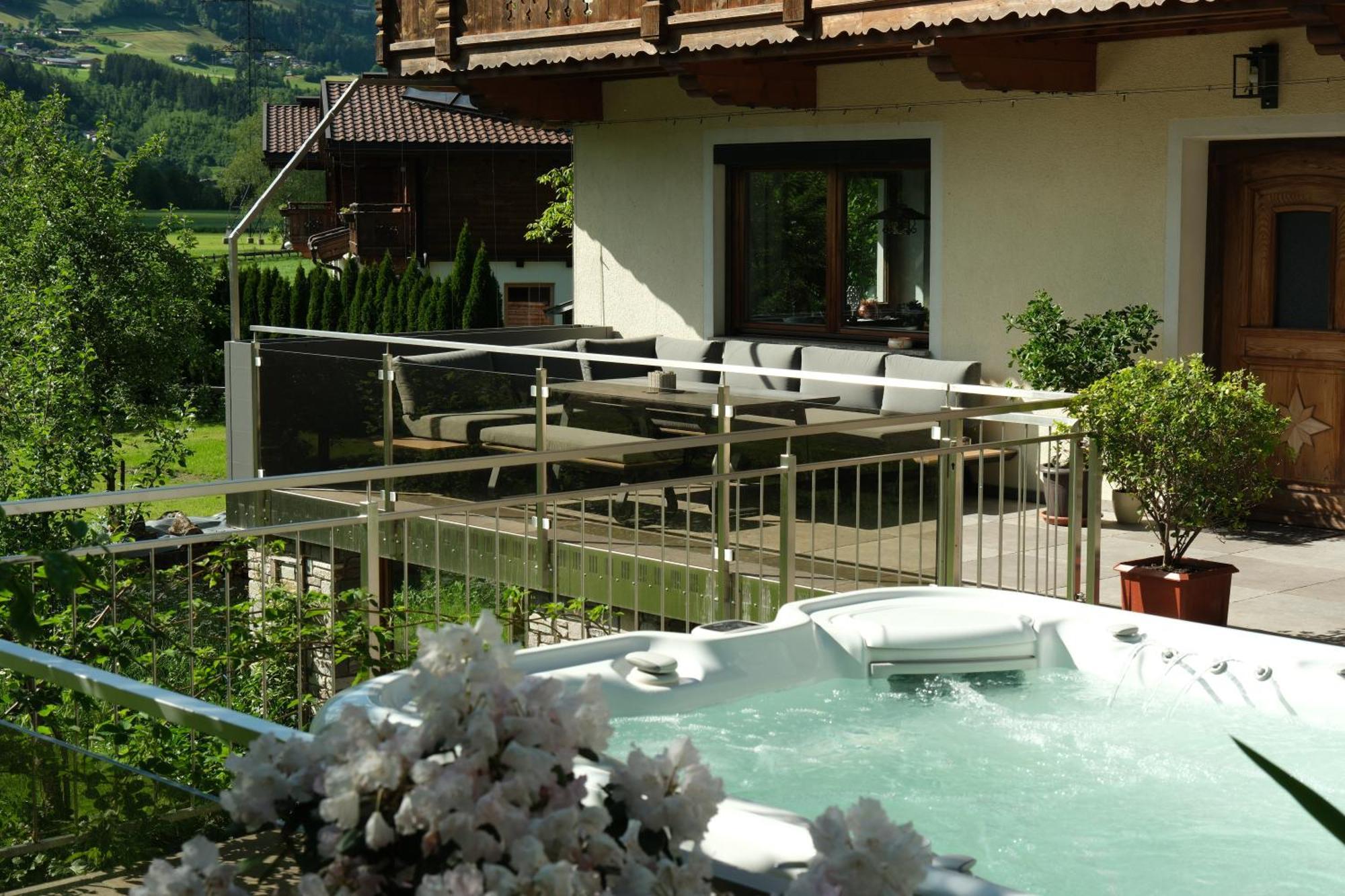 Apart Moidl Mit Privatem Pool Hart im Zillertal Exteriér fotografie